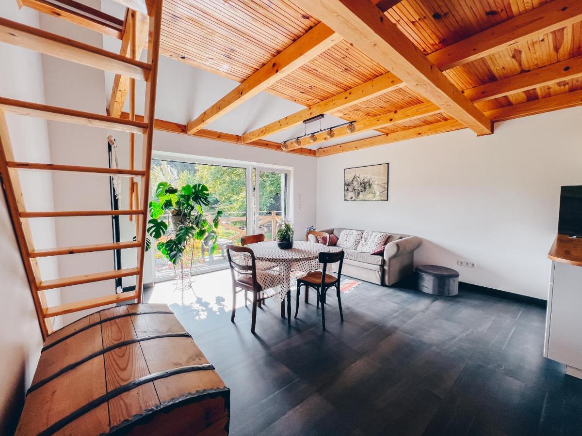 Bauernhof Lipolas-slowlife&guesthouse Jurkow (Luban)